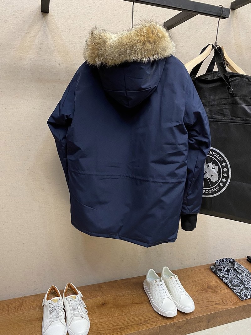 大人気！カナダグース＊EXPEDITION＊エクスペディション＊フュージョン 偽物 Caw37484